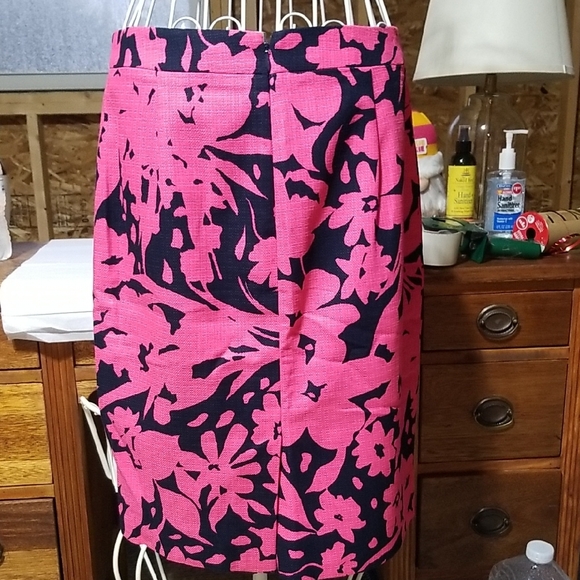 J. Crew Pink and Black Floral Skirt - Picture 3 of 7